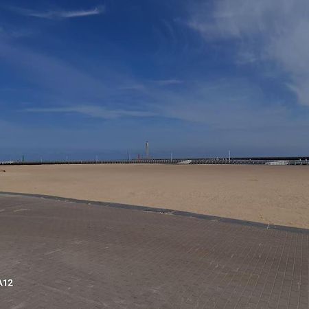 Suite Kursaal Met Zeezicht Oostende Buitenkant foto